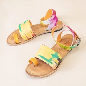Women’s Yellow Tie-Dye Leather Toe-Loop Sandals